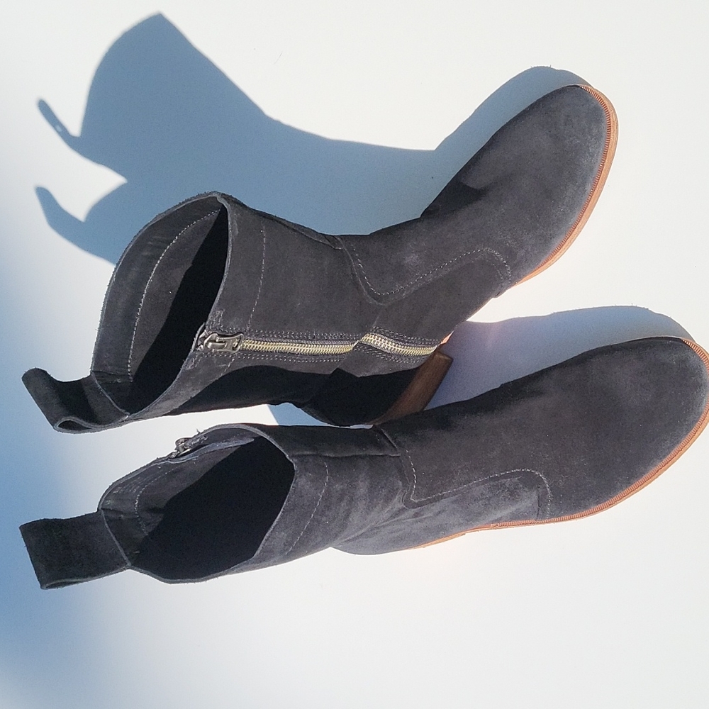 Kork-ease black suede boots size 8.5